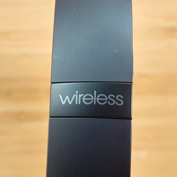 Beats by Dr. Dre Beats Solo3 Wireless On-Ear Headphones - Matte Black - Picture 8 of 12